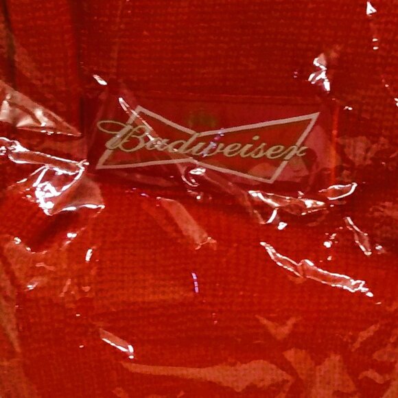 Budweiser Hockey Scarf/Hand Warmer-Red With White Stripes-NIP - Picture 3 of 5